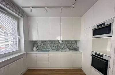 Location d’un appartement confortable de 2 pièces avec terrasse, 48 m², quartier Żoliborz, Varsovie, Pologne